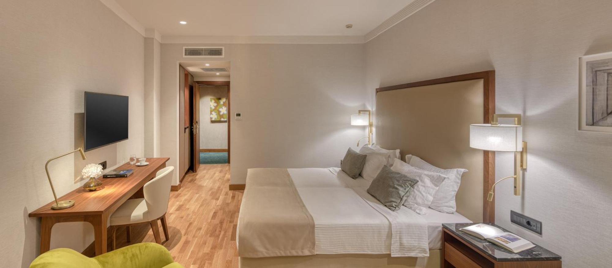 Electra Palace Thessaloniki Exterior photo A room at the hotel
